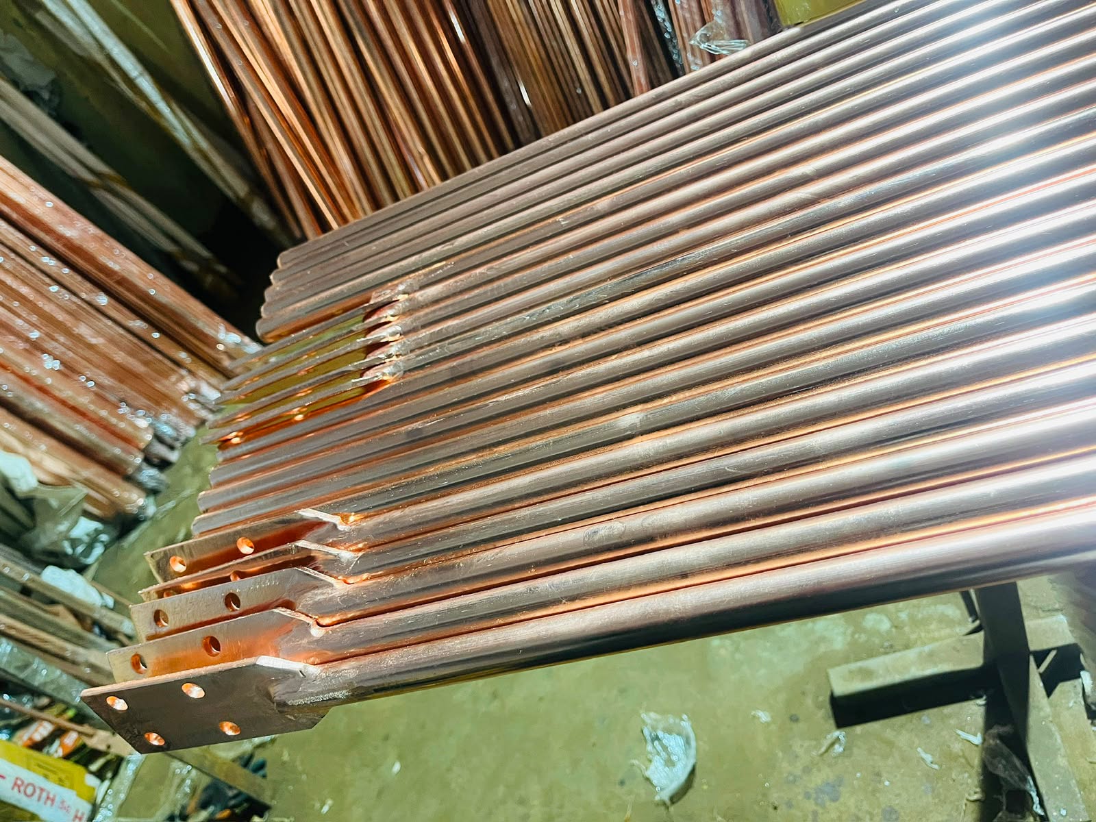 Earthing electrode terminal plates